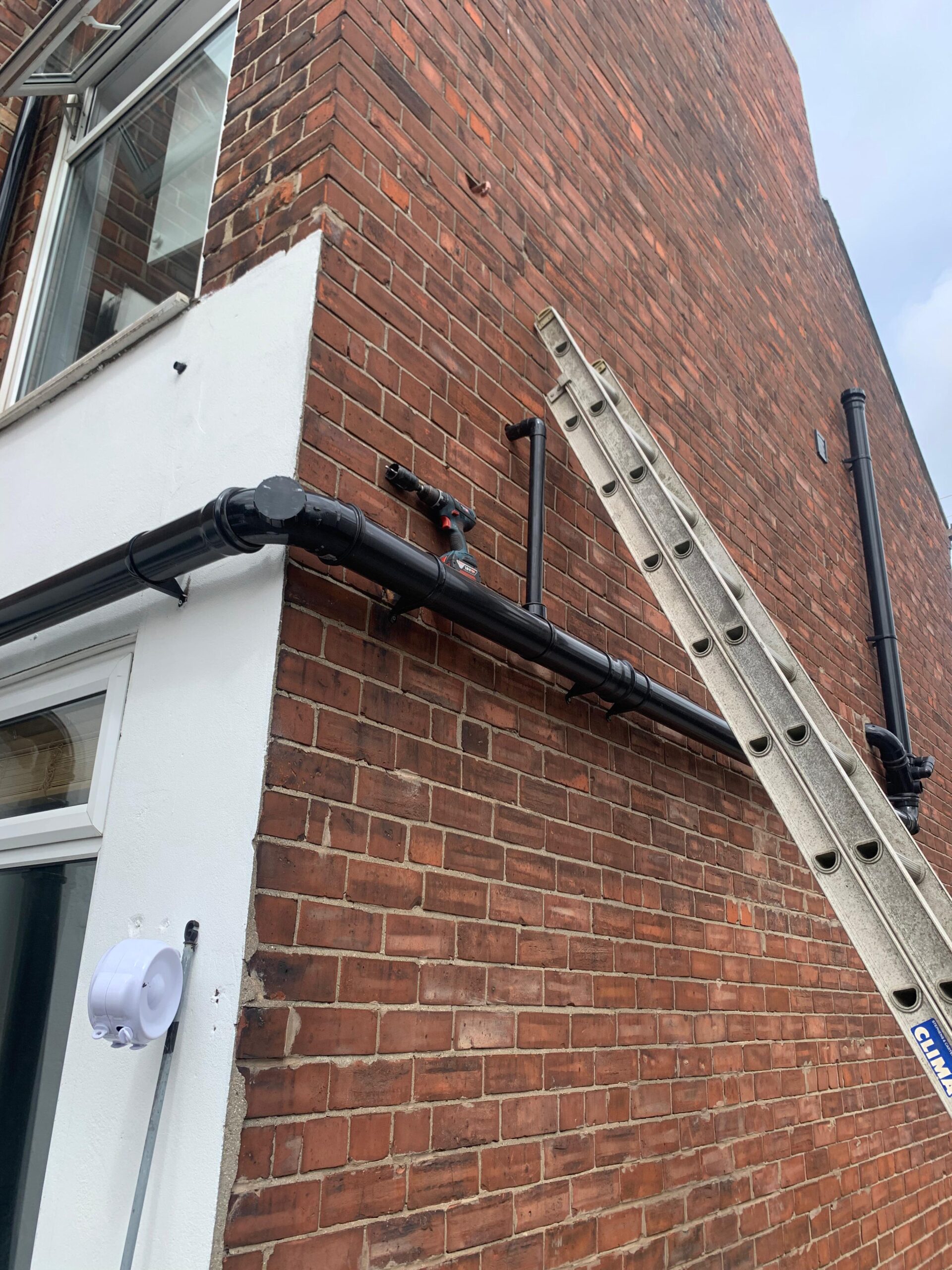 https://rnrplumbing.co.uk/wp-content/uploads/2023/10/WhatsApp-Image-2023-10-17-at-9.30.06-PM-scaled.jpeg